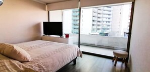 2 slaapkamers, een bureau, een strijkplank/strijkijzer, wifi