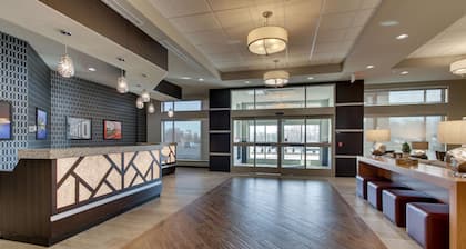 Drury Inn & Suites Cleveland Beachwood