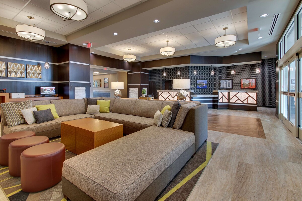 페어뷰 파크 (OH) Drury Inn & Suites Cleveland Beachwood 호텔 객실