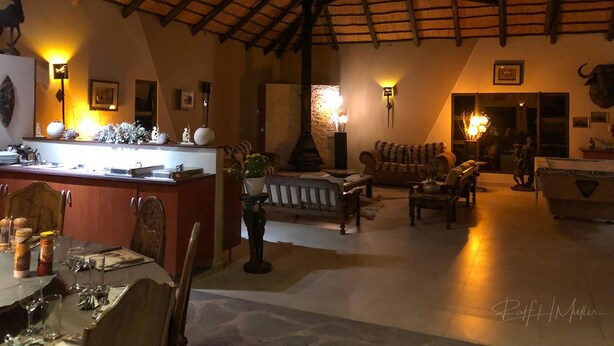 Restaurant - Etosha Mopane Safari Lodge (Etosha)