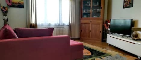 TV, offices