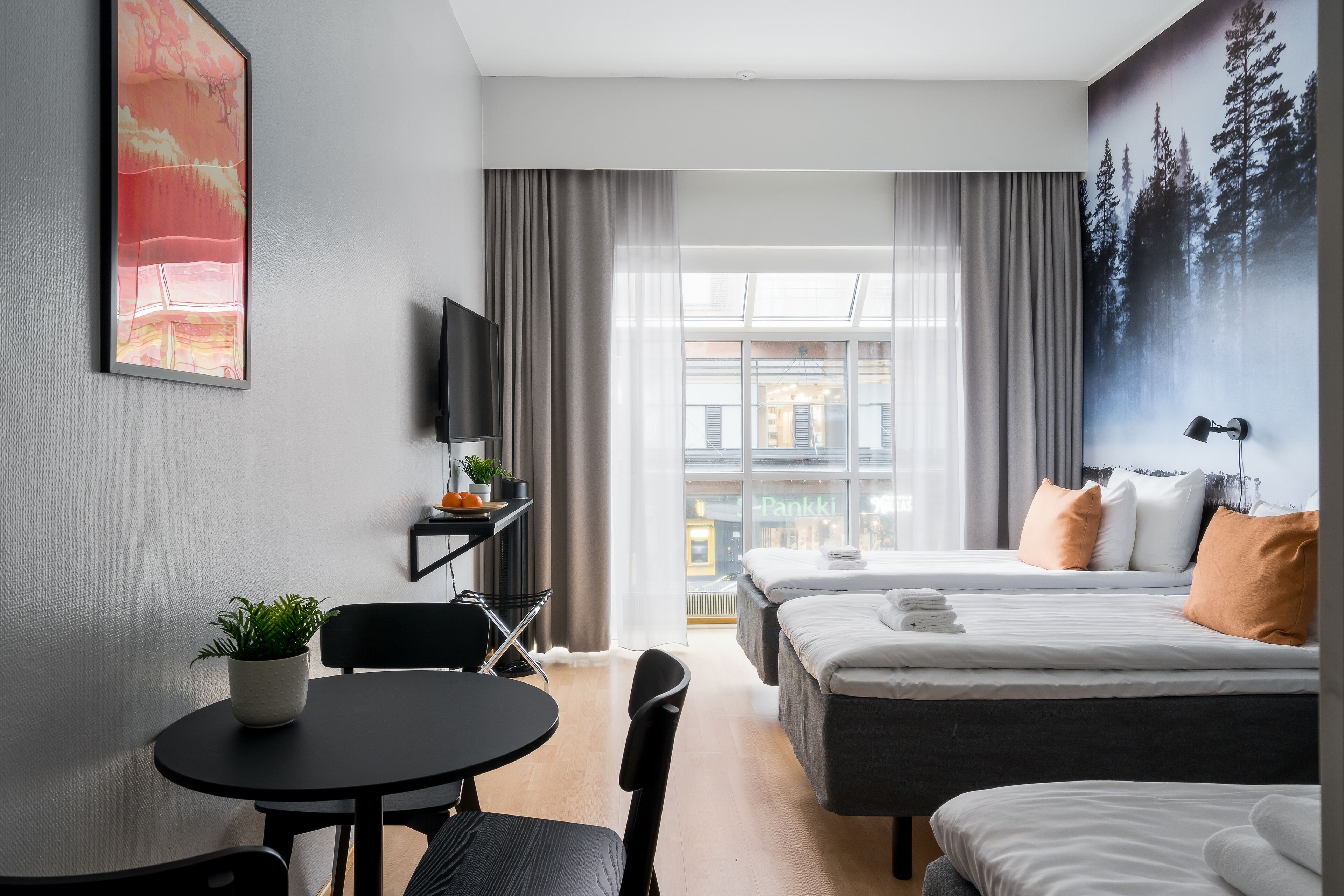 standard triple room | in-room dining