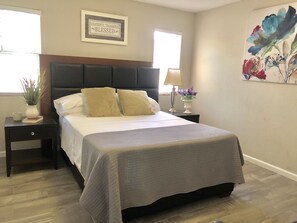 2 habitaciones, tabla de planchar con plancha, wifi y ropa de cama 