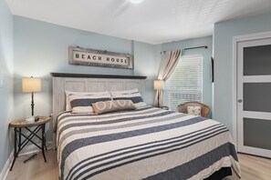 2 bedrooms, iron/ironing board, Internet, bed sheets