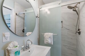 Shower, towels