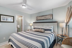 2 bedrooms, iron/ironing board, internet, bed sheets