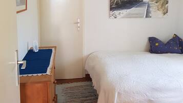 2 bedrooms, free WiFi, bed sheets