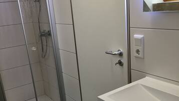 Een douche, een haardroger
