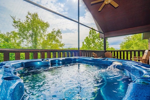 Bañera de hidromasaje exterior