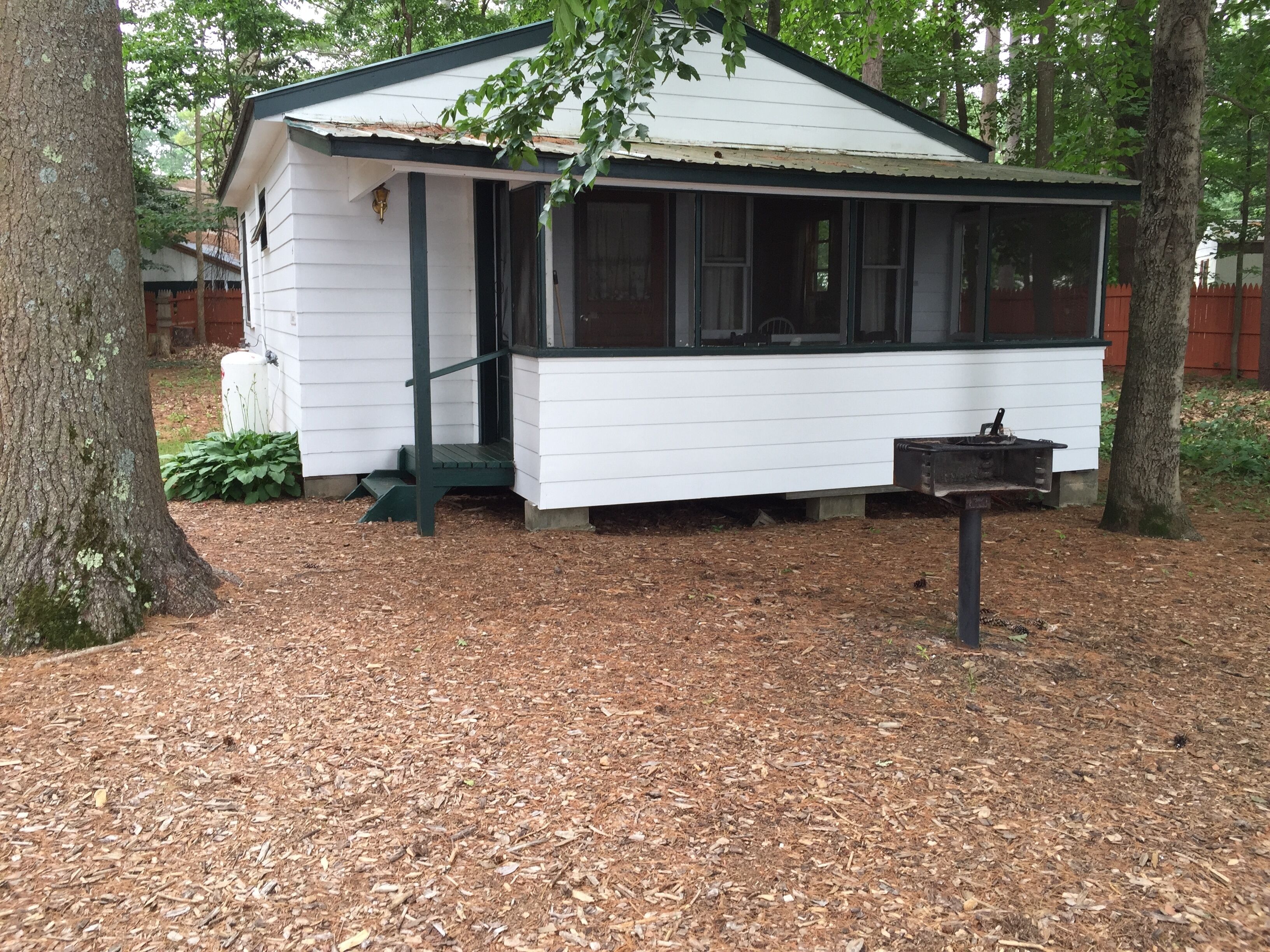 2 BR Waterfront Cottage on the bluff overlooking the water and mountain sunsets!