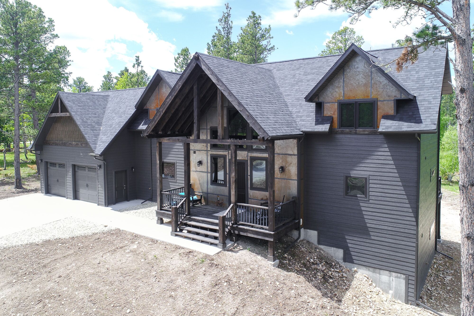 Incredible 5 BR Open Concept Cabin w/ 3 King Suites, Hot Tub - Near Deadwood