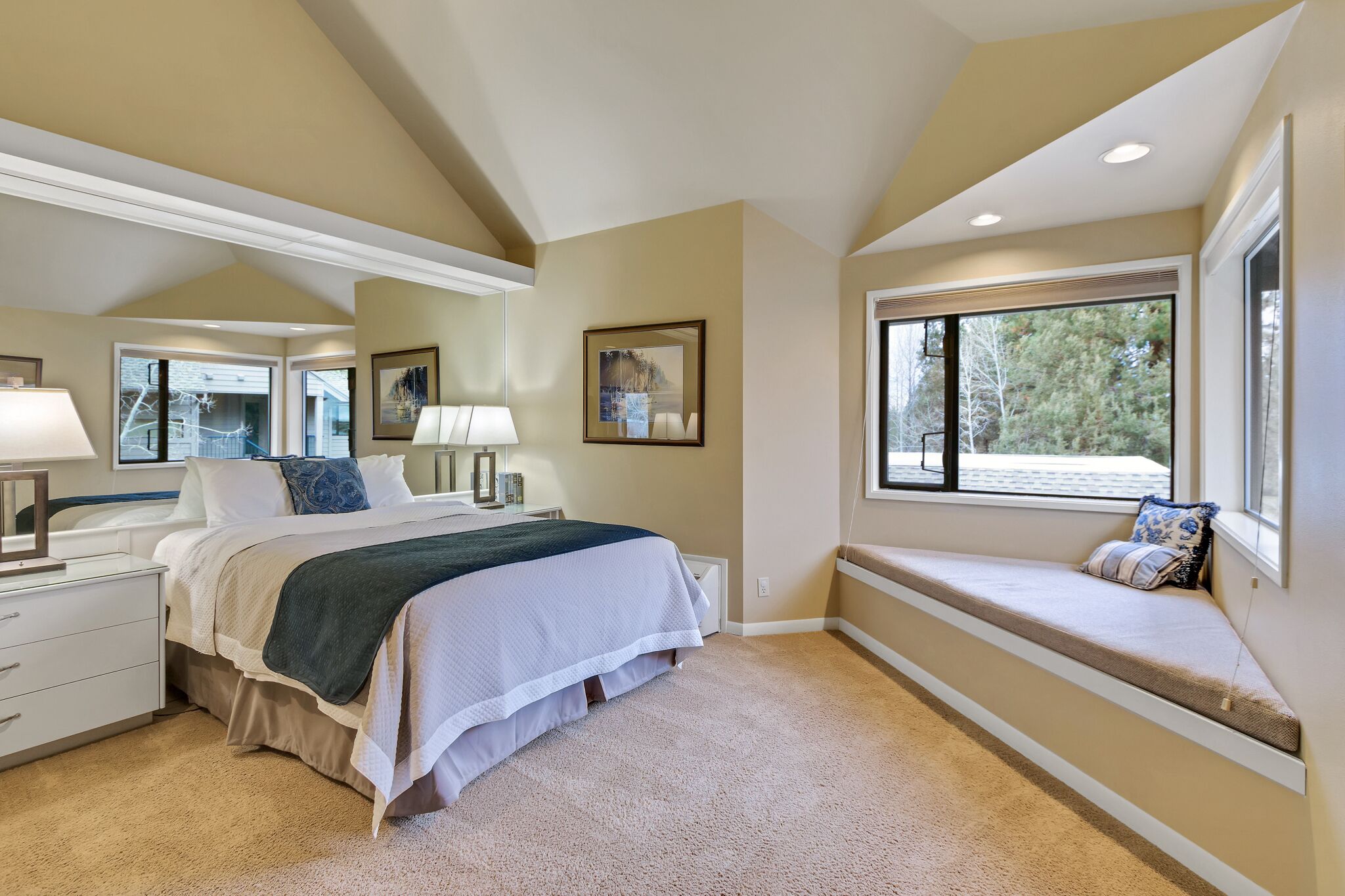 Private, hotel style suite in Bend with access to fitness center.