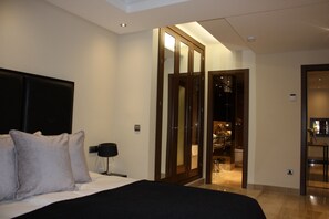 3 bedrooms, iron/ironing board, free WiFi, bed sheets - 119 - Penthouse with Private Pool (Estepona)