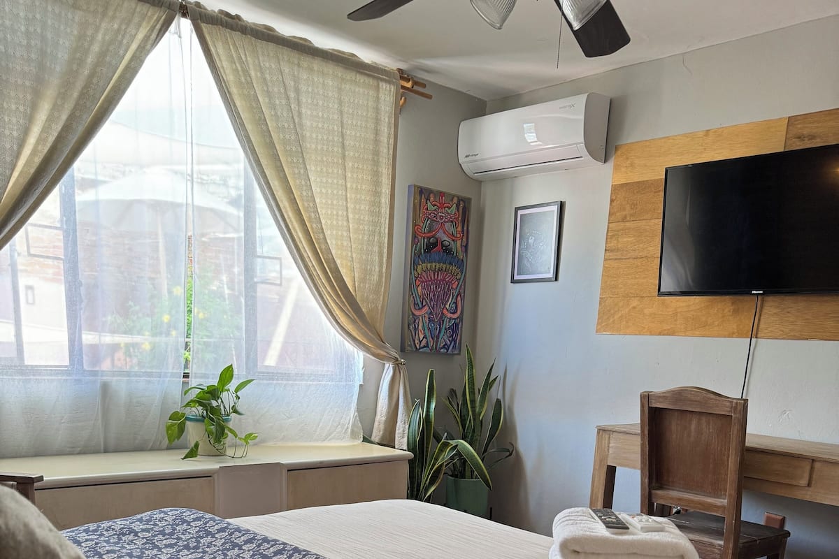 Wi-Fi de cortesia, roupa de cama