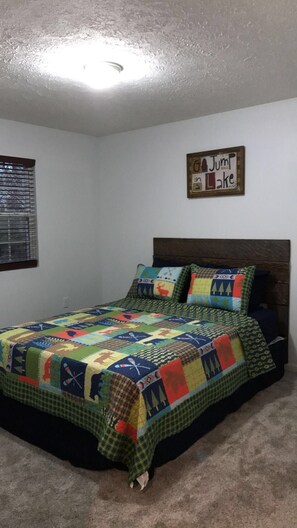 2 chambres, accès au Wi-Fi (inclus), literie fournie