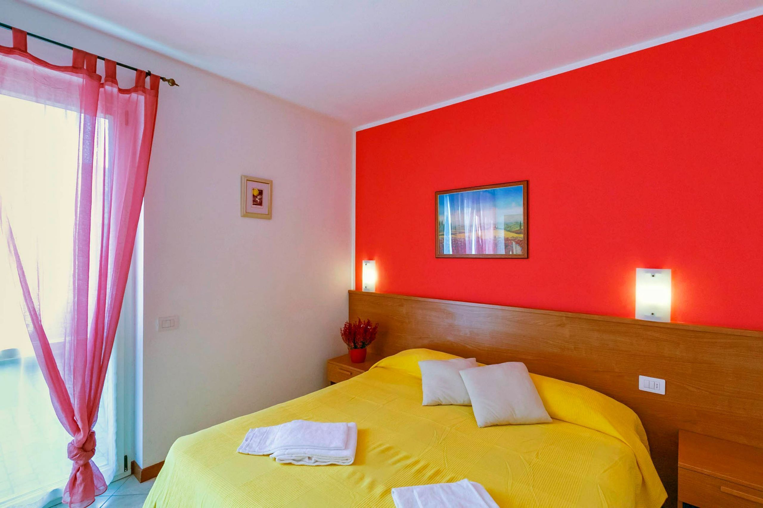 2 camere, Wi-Fi gratuito, lenzuola