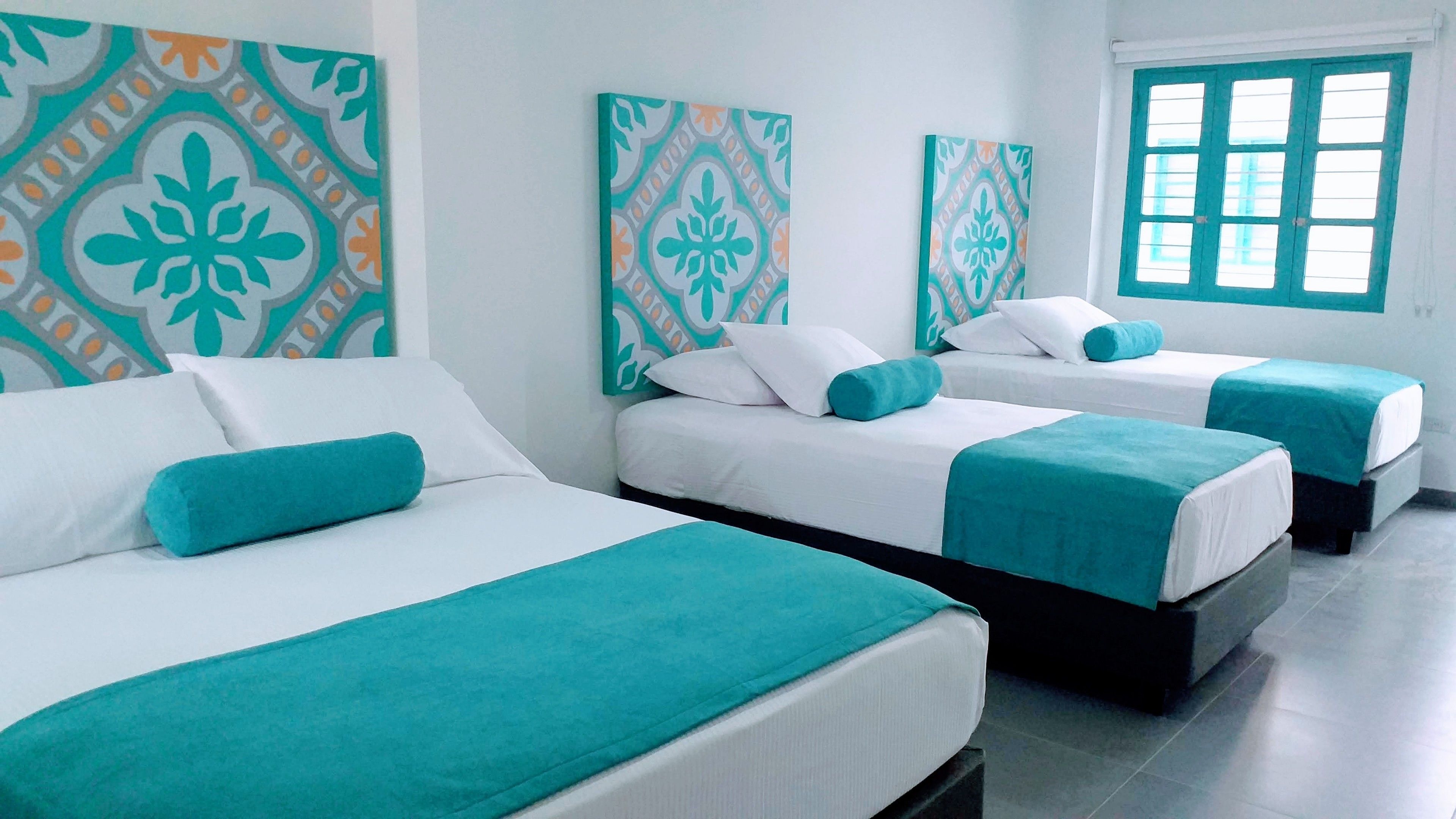 desk, iron/ironing board, free wifi