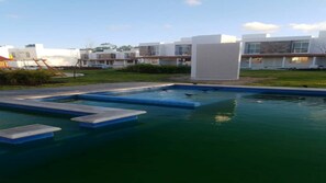 Utomhuspool