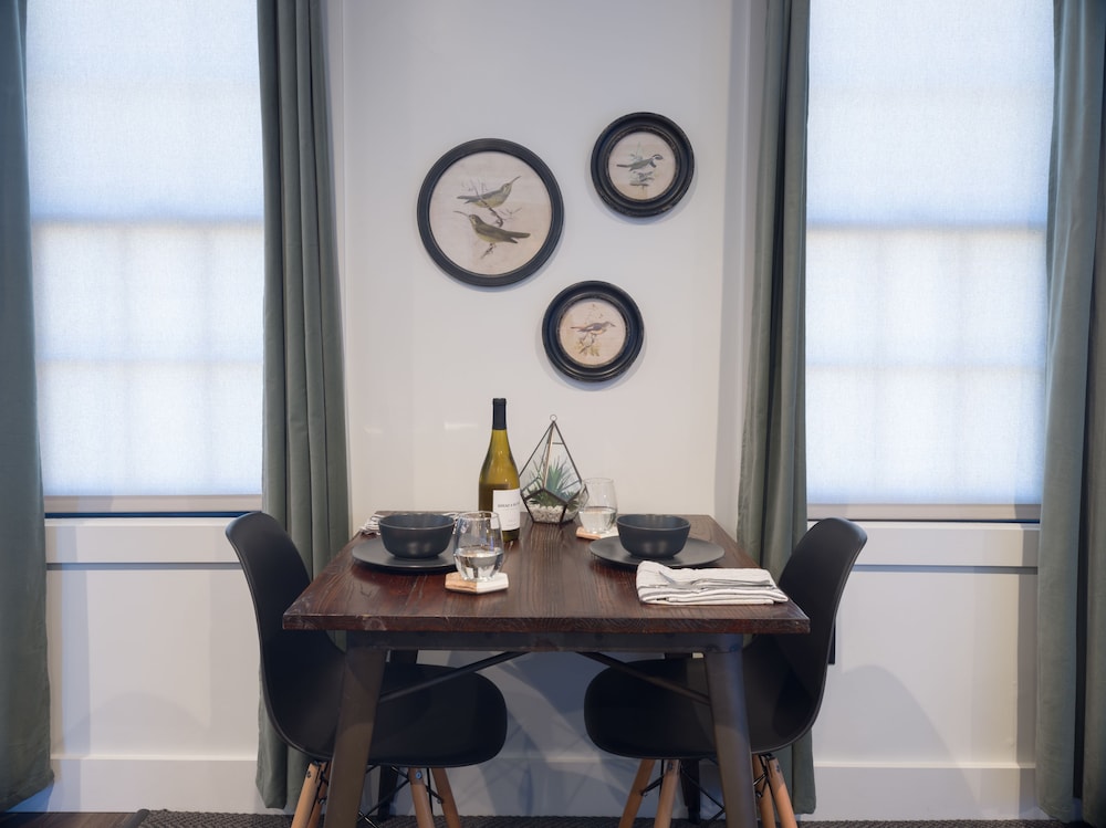 The Inn Downtown by null