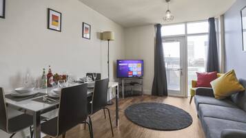 Family Apartment, Multiple Beds | Living area
