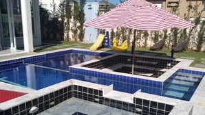 Indoor pool, outdoor pool - Casa Condomínio Costa Nova (Caraguatatuba)