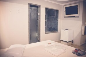 Free WiFi, bed sheets - Styllus Motel - Adults Only (Campinas)