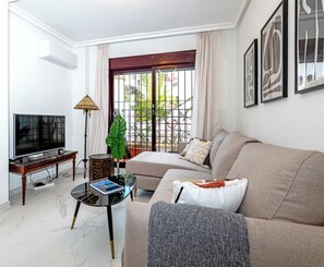 TV, DVD player, video library, stereo