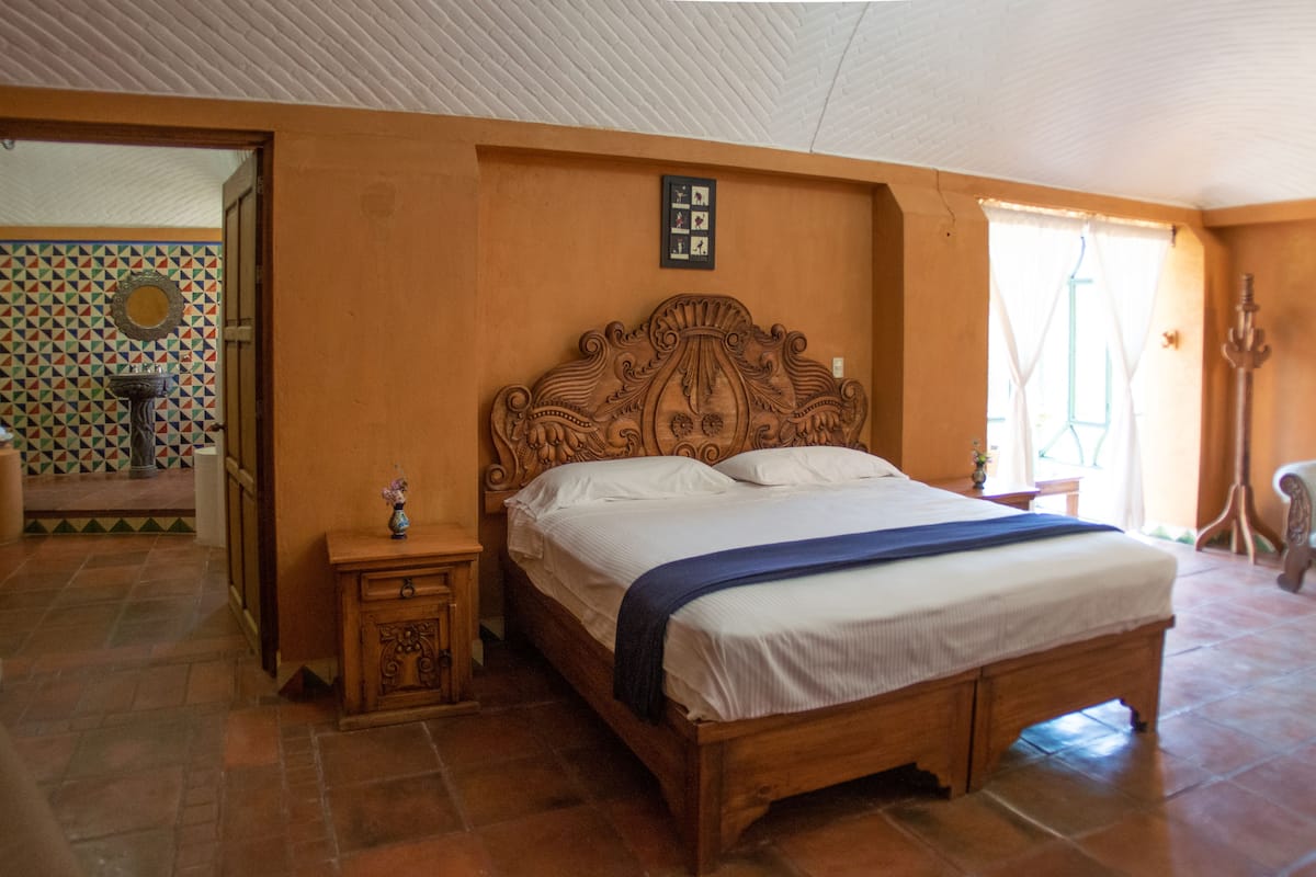 In-room safe, free WiFi, bed sheets