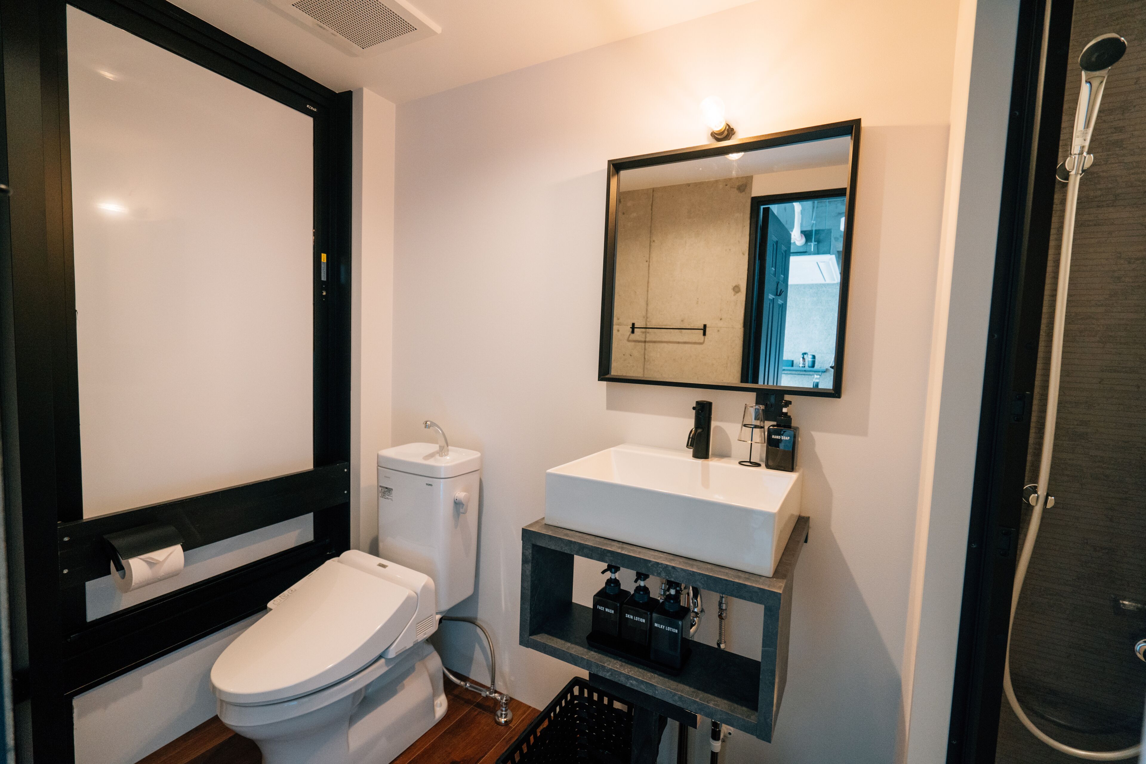 shower, free toiletries, hair dryer, bathrobes