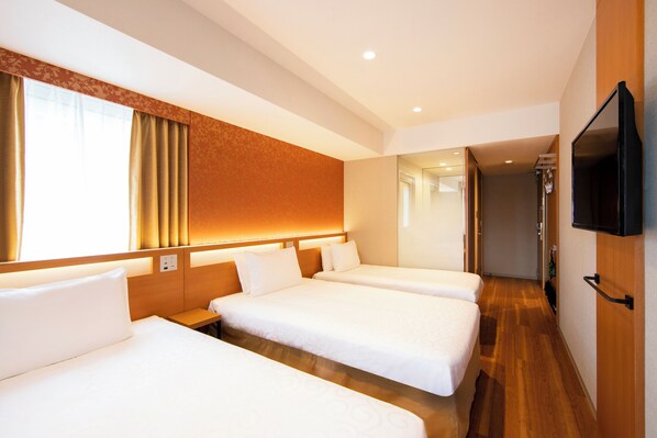 Cortinas blackout, Wi-Fi de cortesia, roupa de cama