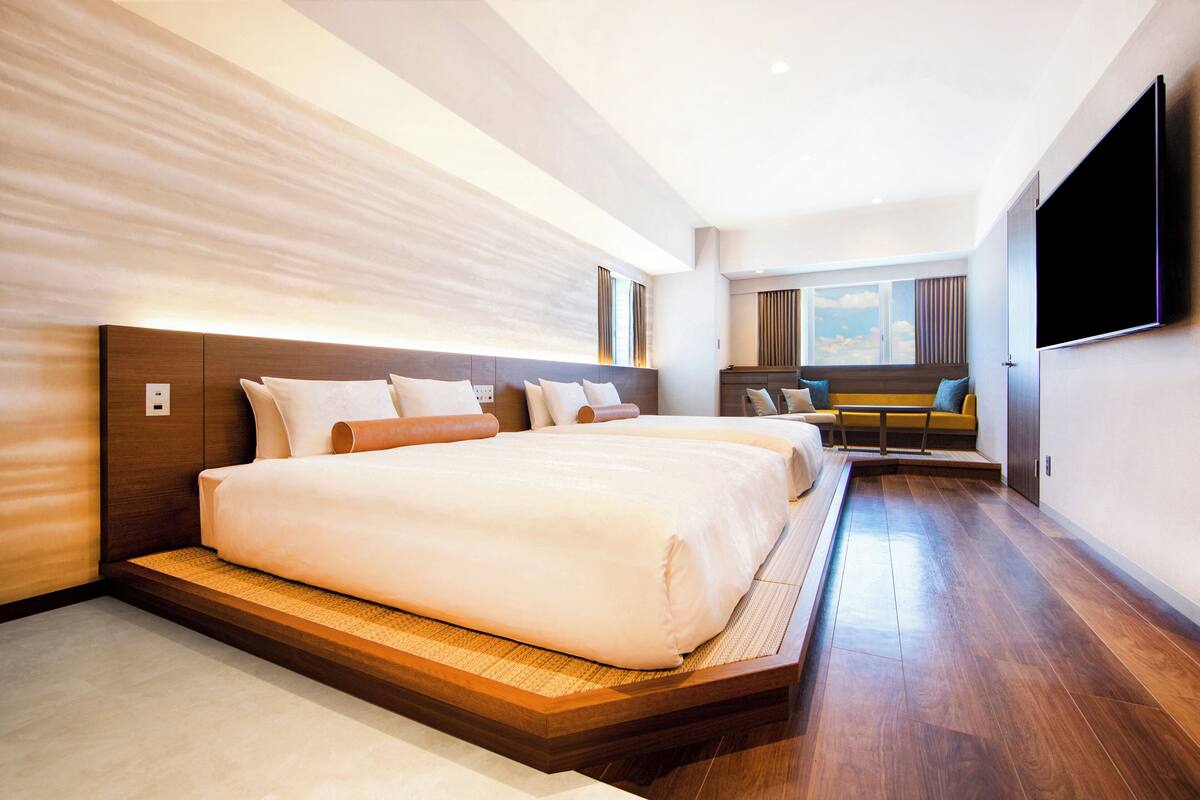 High Floor Royal Grande Room Non smoking | Blackout drapes, WiFi (free), bed sheets