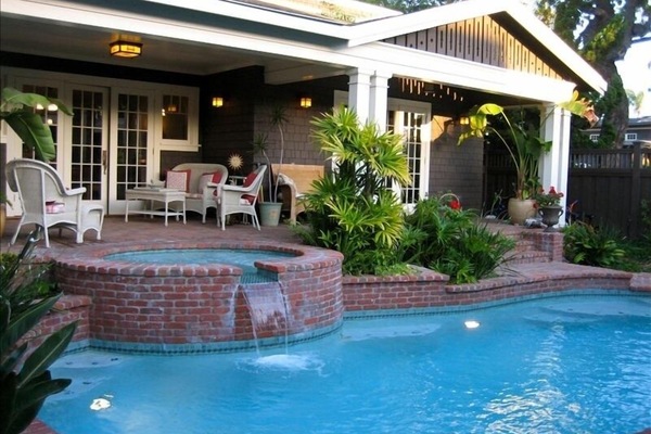 Your vacation paradise with hot tub, heated pool, outdoor dining & grill