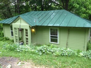 Exterior - Hemlock Cottage - Quaint And Comfortable, Close To Skiing (Northfield)