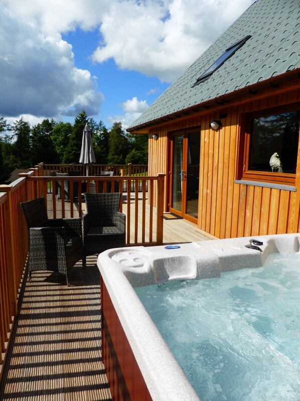 Outdoor pool - Lord Galloway 31 With Hot Tub, Newton Stewart (Newton Stewart)