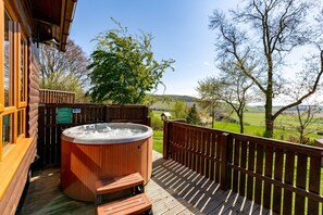 Cabin, Multiple Beds | Spa - Douglas Fir Lodge With Hot Tub Near Cupar, Fife (Cupar)