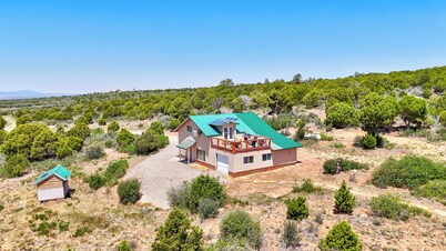 Stunning Canyon-Rim Retreat on the Dolores River in beautiful SW Colorado.