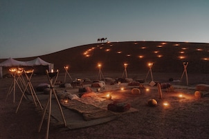 Breakfast, lunch, dinner served; local and international cuisine