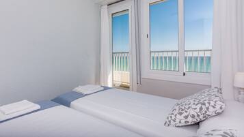 2 chambres, fer et planche Ă repasser, Wi-Fi gratuit, draps fournis