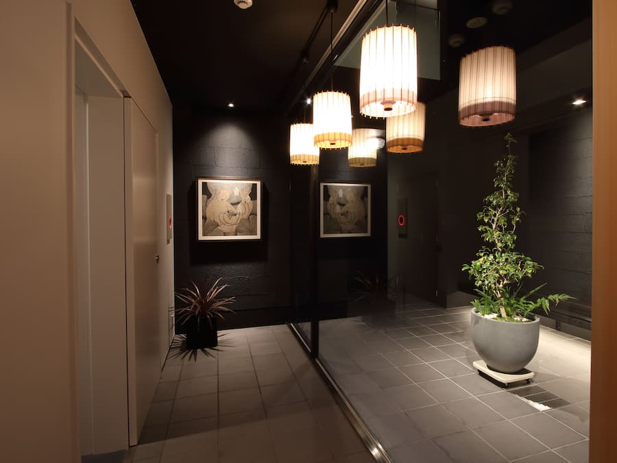 Majoituspaikan sisäänkäynti