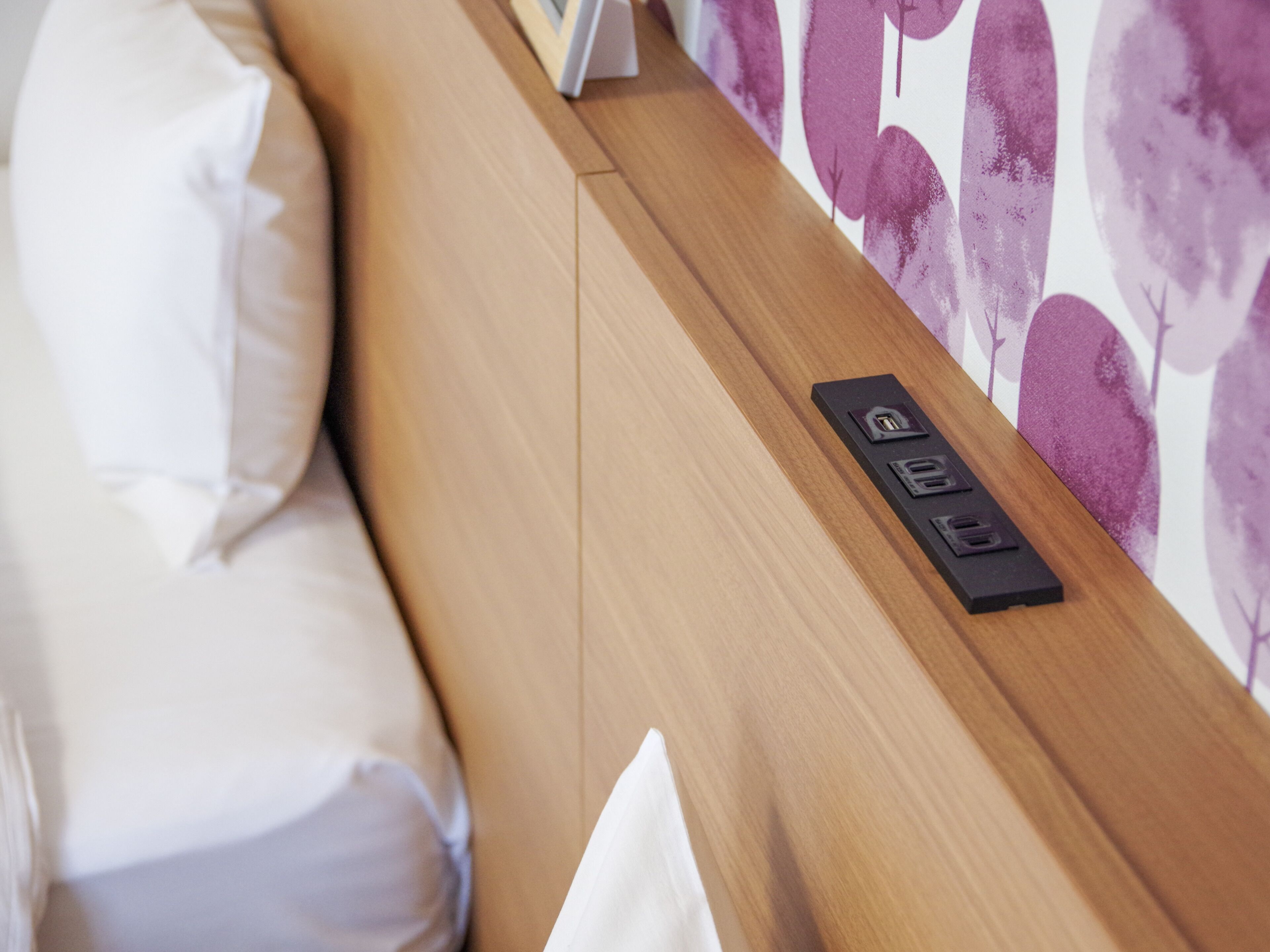 1 bedroom, premium bedding, desk, blackout curtains