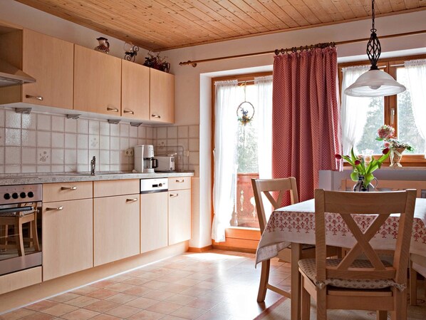 Imagen sin descripción, 1 de 8, botón