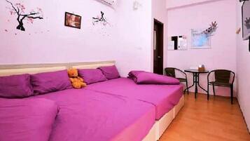 Comfort Quadruple Room, 2 Double Beds, Mountain View | Laptop workspace, soundproofing, free WiFi, bed sheets