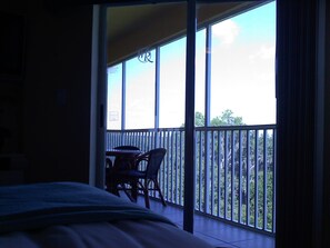 1 bedroom, in-room safe, desk, iron/ironing board