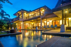 In-room safe, individually decorated, individually furnished, desk - Shiva Samui Luxury Villas (Koh Samui)