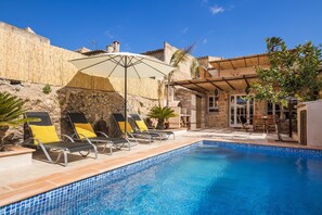 Pool - Can Pedro - authentic town house (Petra)