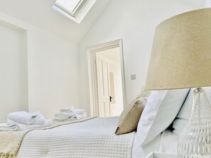 1 多间卧室、熨斗/熨衣板、旅行婴儿床、免费 WiFi