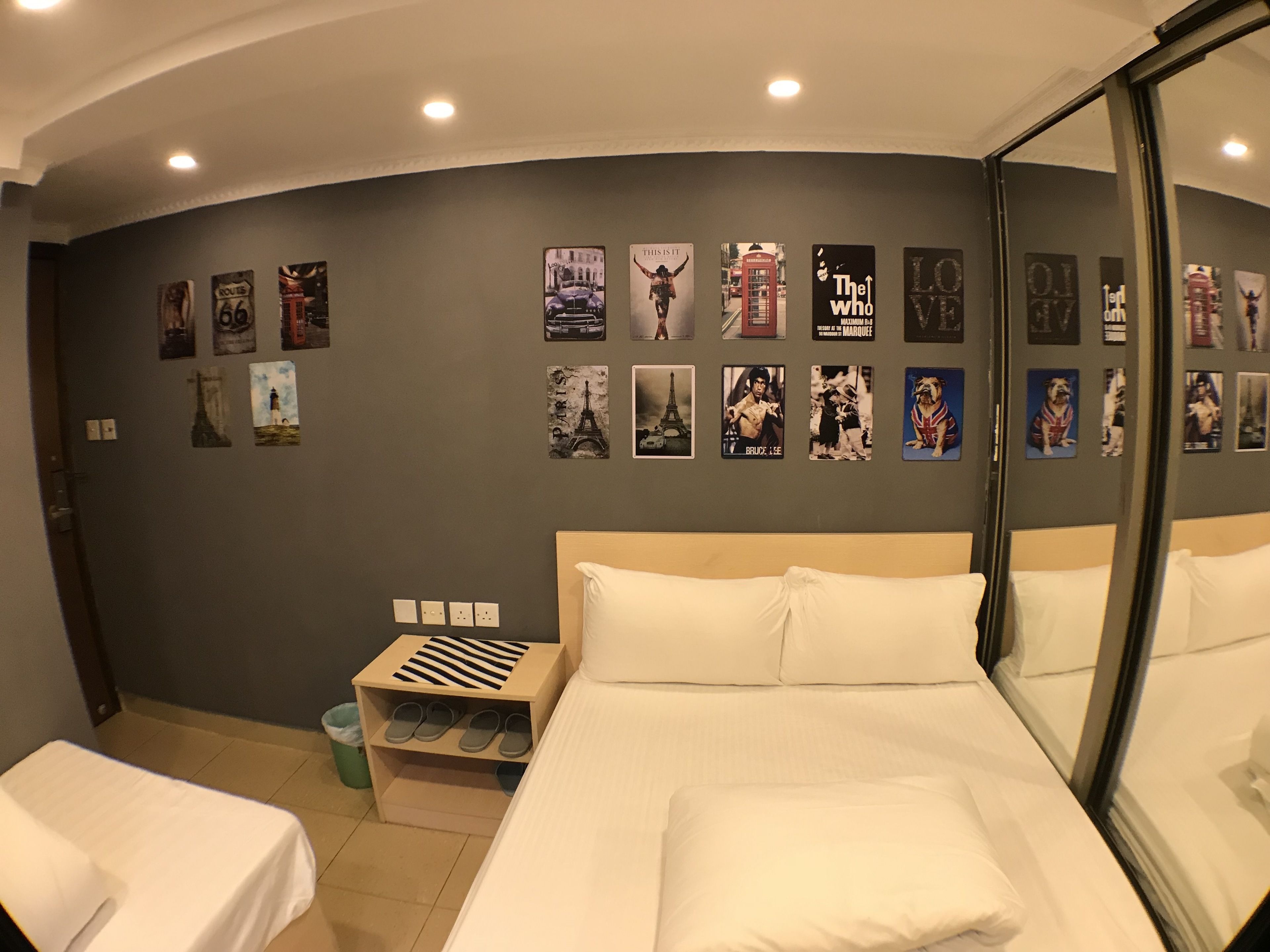 Free WiFi, bed sheets