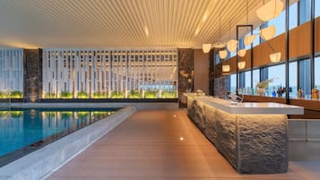 Poolside bar