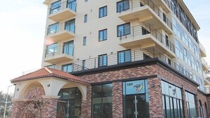 Front of property - Mali Hotel & Resort (Taean)