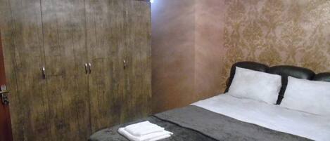 2 عدّة غرف نوم